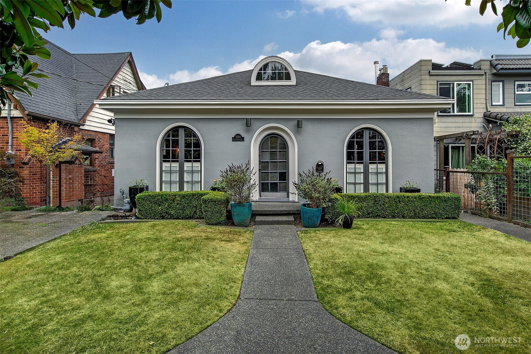 2024 23rd Avenue E, Seattle, WA 98112