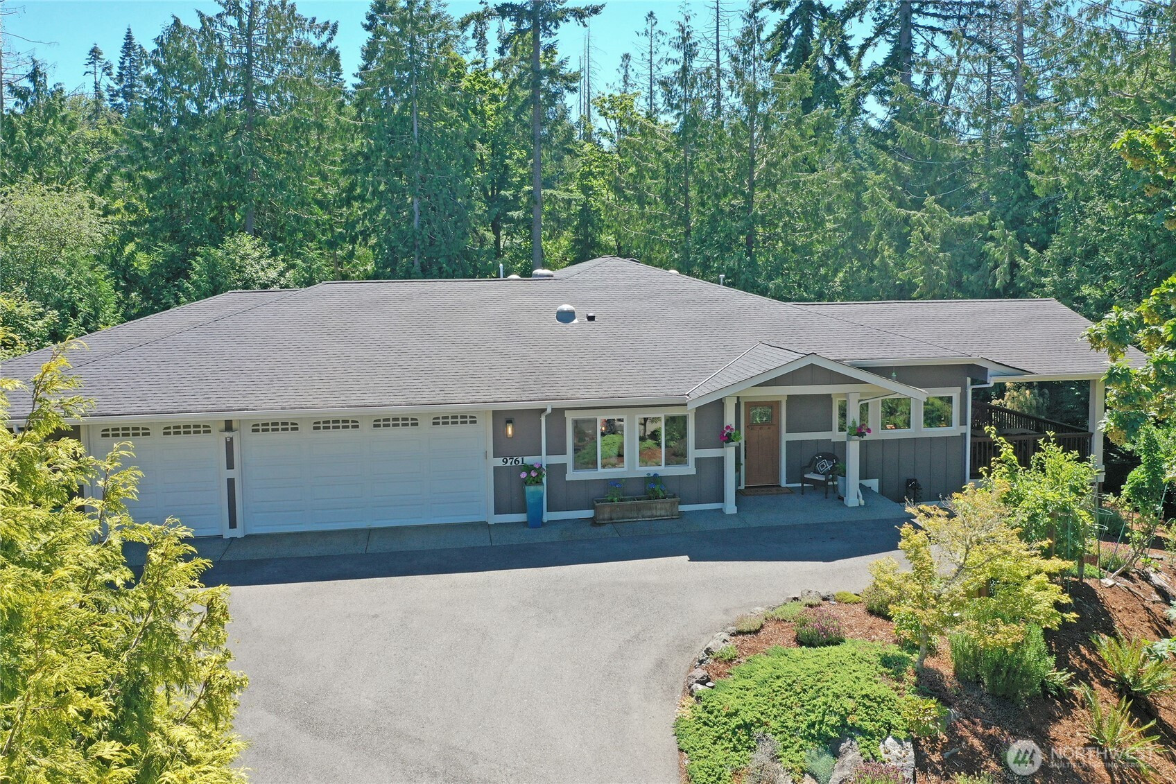 9761 NE Charisma Circle, Bainbridge Island, WA 98110