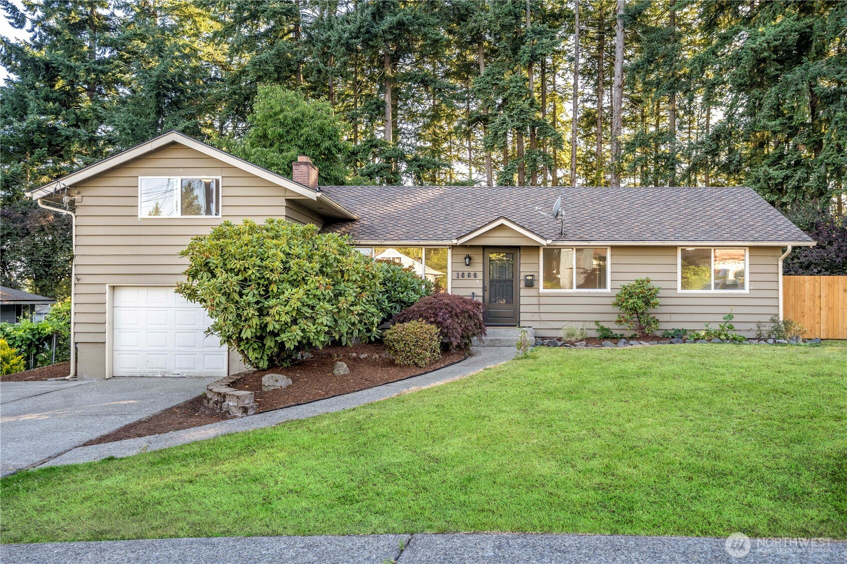 1666 S Huson Drive, Tacoma, WA 98405