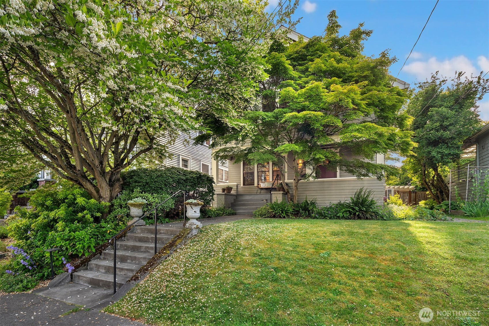 3227 37th Avenue S, Seattle, WA 98144