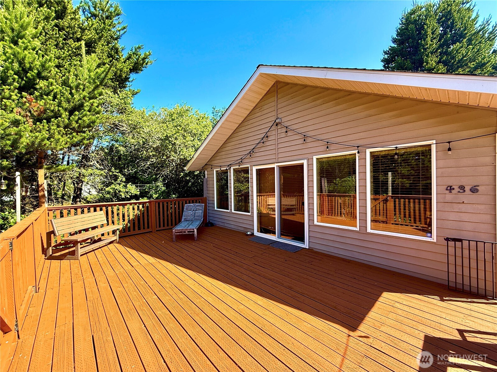 436 Seashore Street SW, Ocean Shores, WA 98569