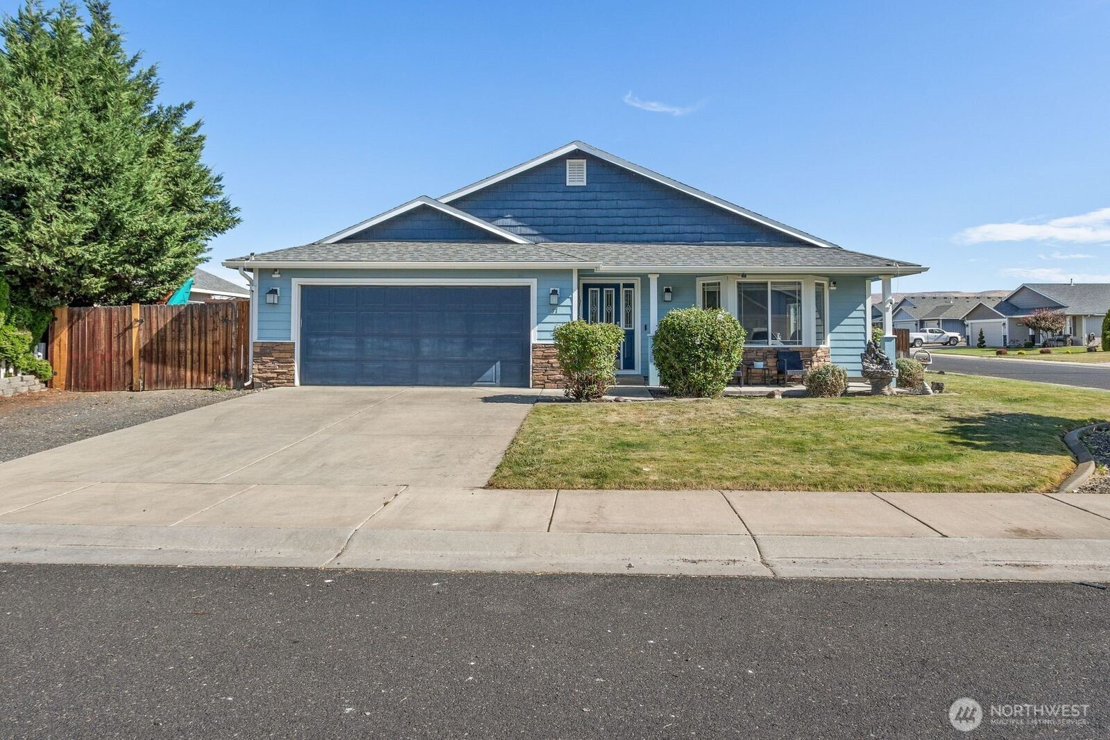 807 Millenium Avenue, Moxee, WA 98936