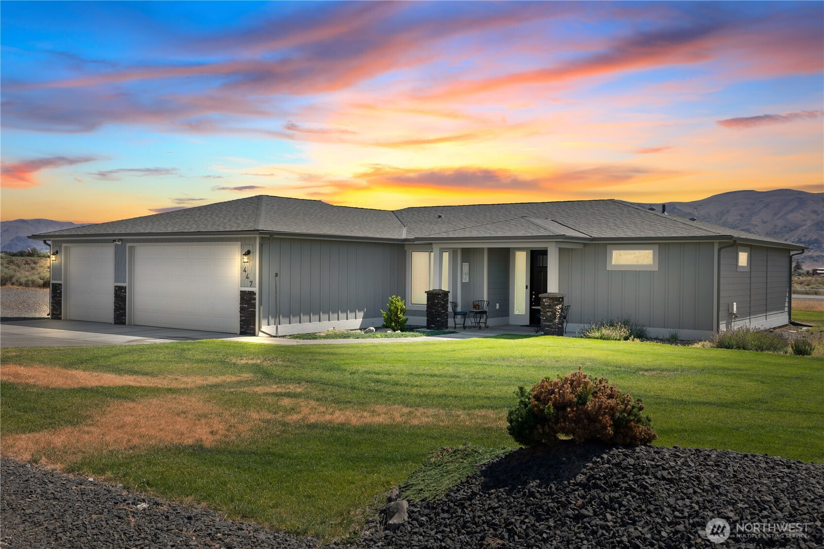 447 Airport Way SW, Mattawa, WA 99349