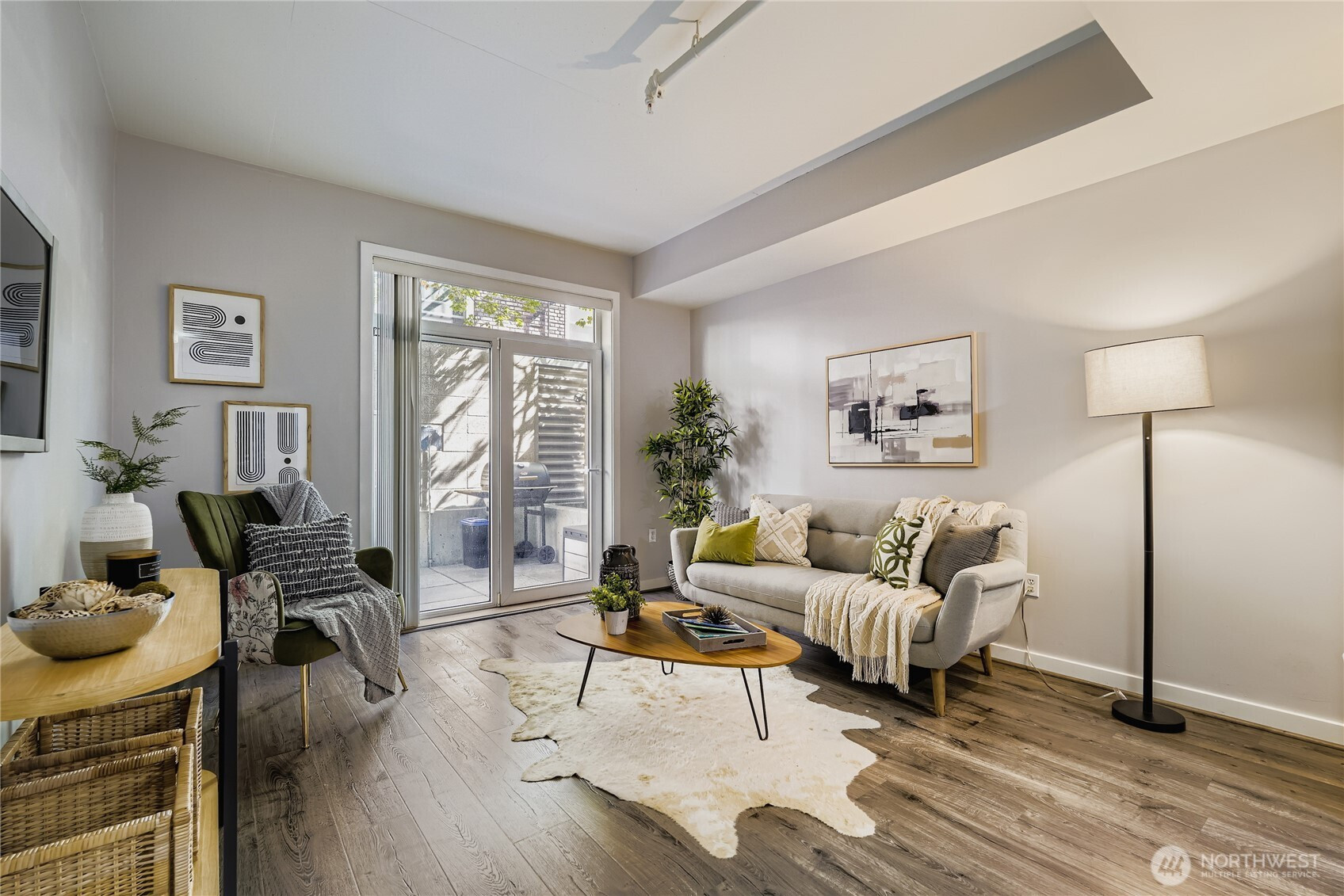 103 Bellevue Avenue E, Seattle, WA 98102