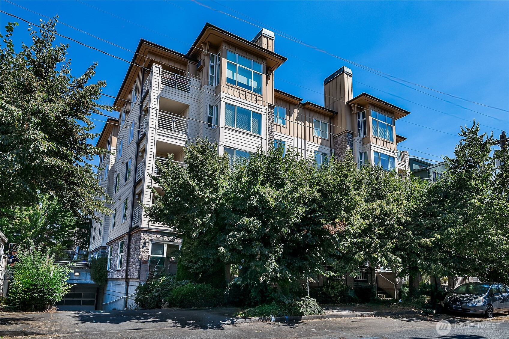 1762 NW 57th Street, Seattle, WA 98107