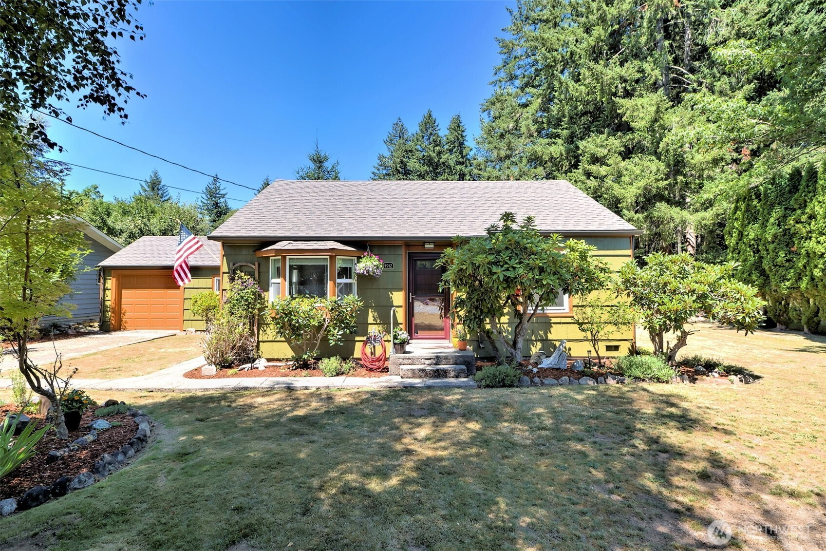 1912 Elliott Avenue NW, Olympia, WA 98502
