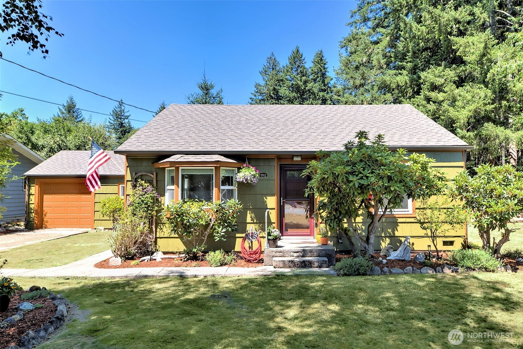 1912 Elliott Avenue NW, Olympia, WA 98502