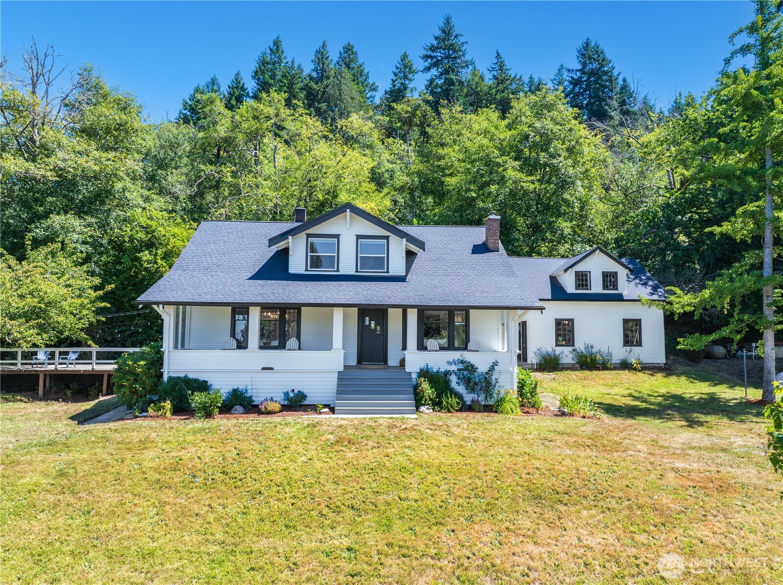 16832 McIntyre Road SW, Vashon, WA 98070