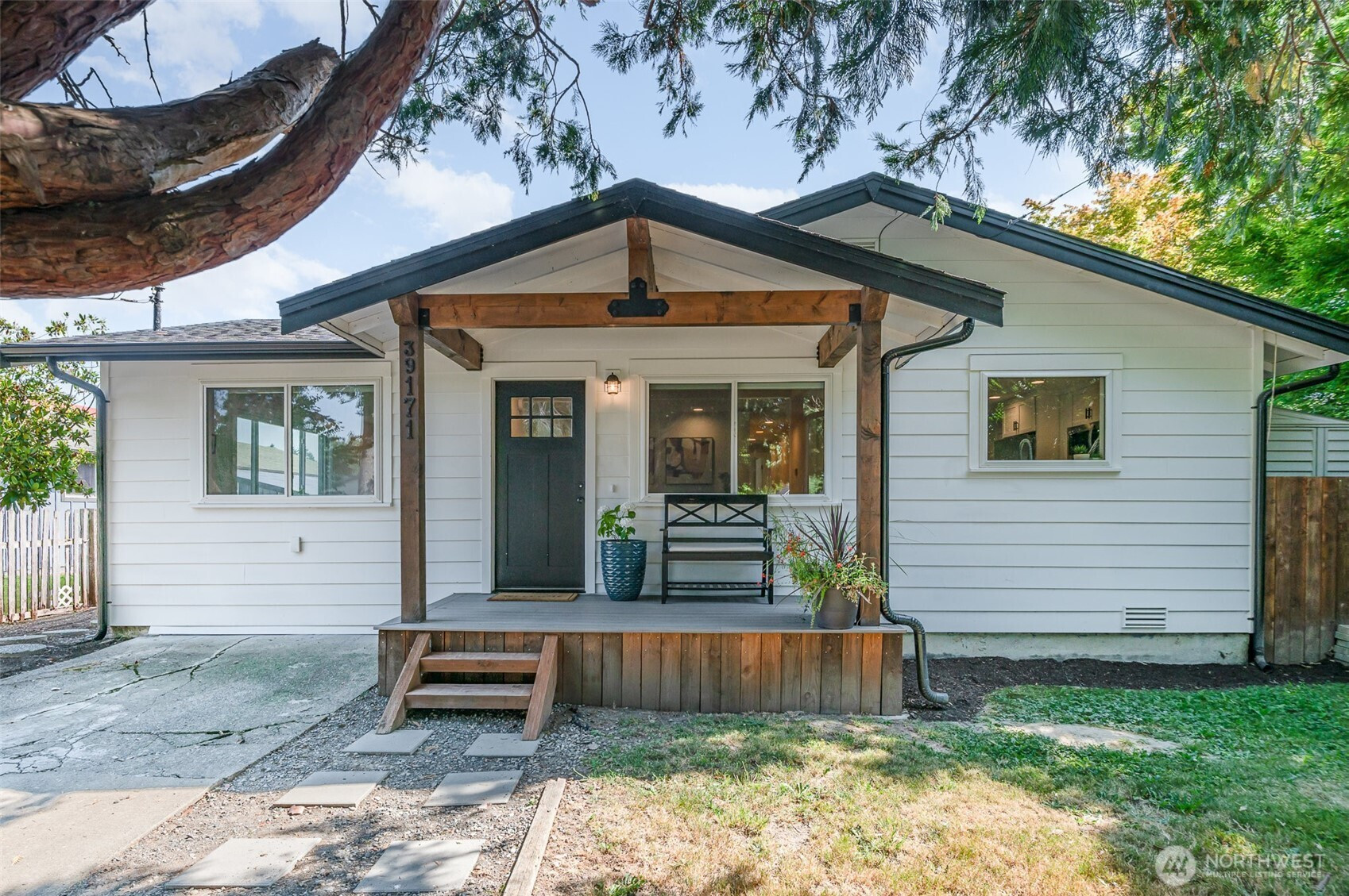 39171 SE Beta Street, Snoqualmie, WA 98065