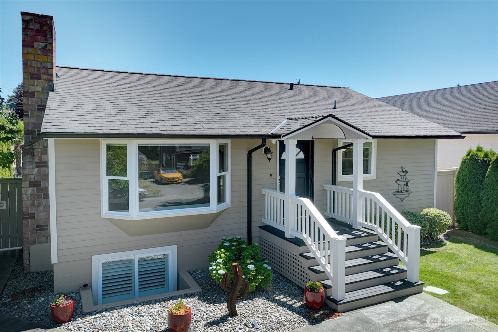 3040 48th Avenue SW, Seattle, WA 98116