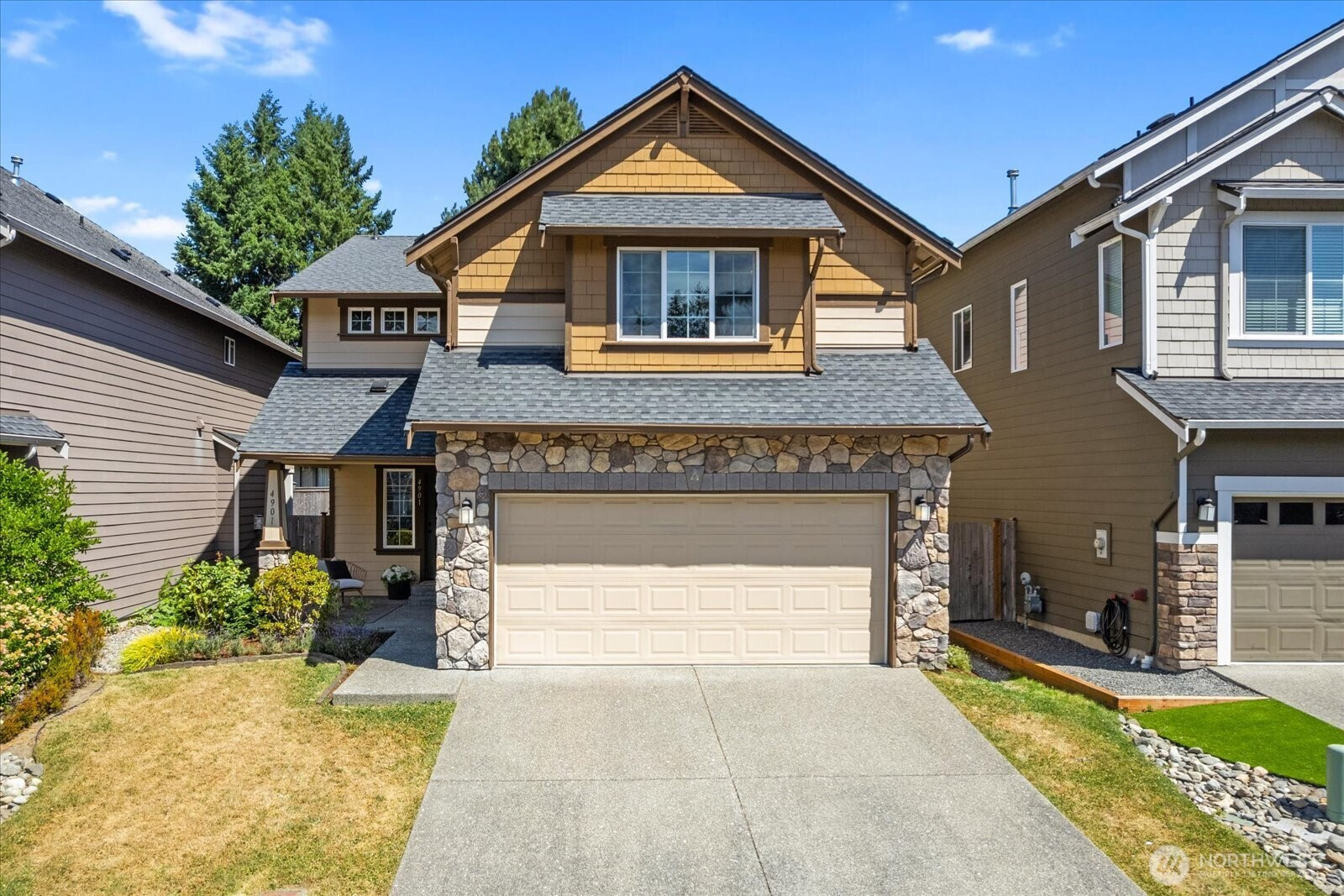 4901 155th Place SW, Edmonds, WA 98026