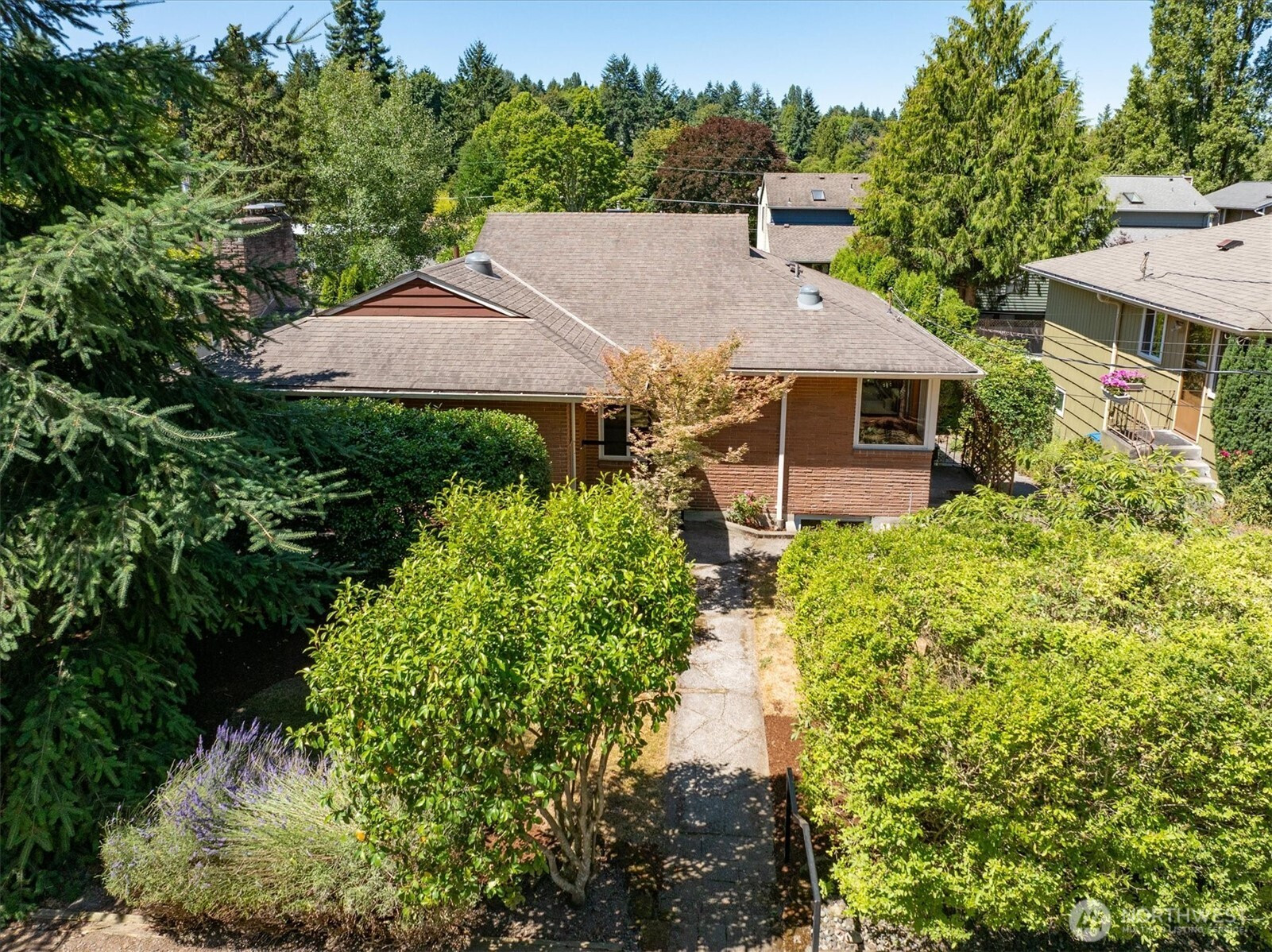9743 46th Avenue NE, Seattle, WA 98115