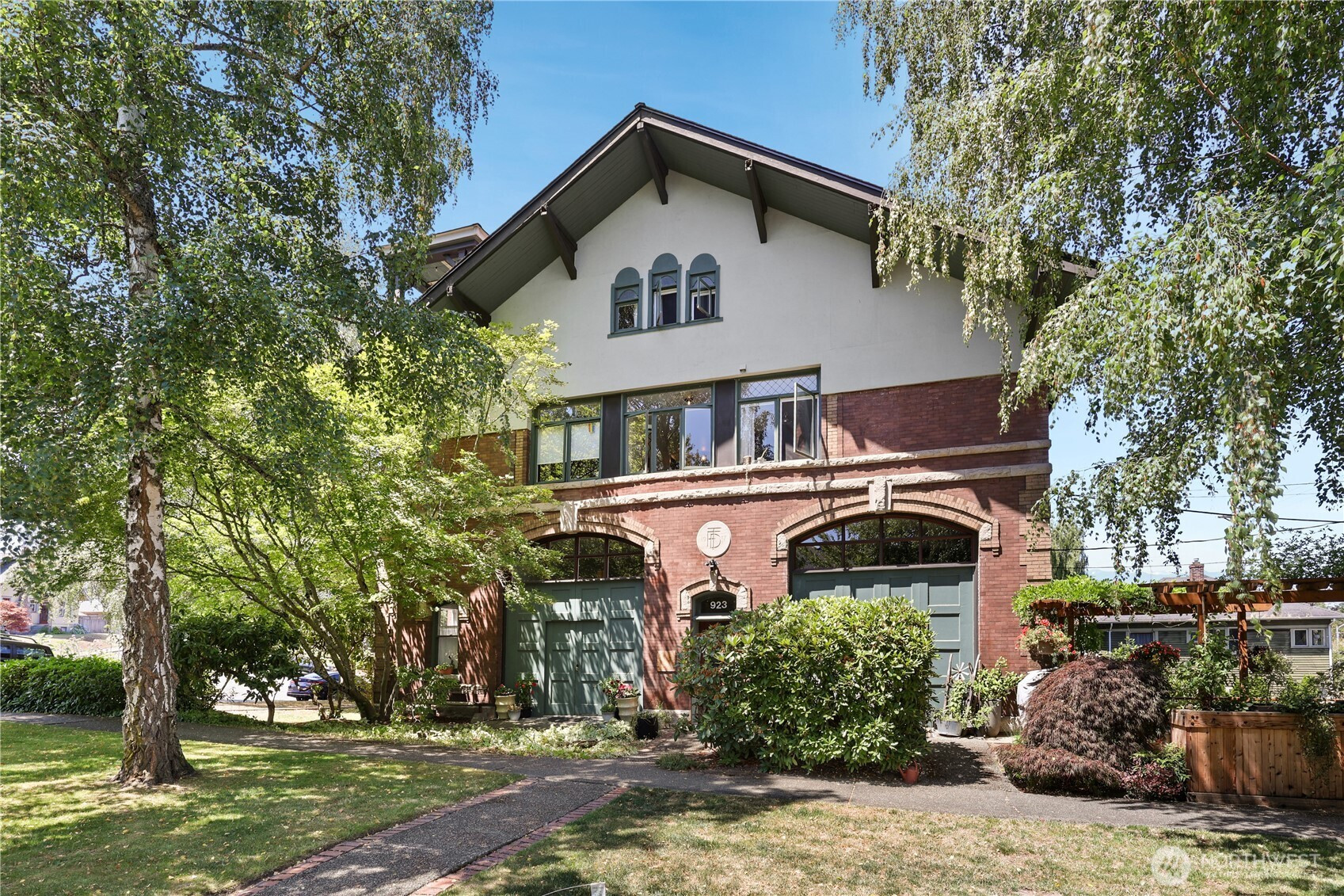 923 N 13th Street, Tacoma, WA 98403