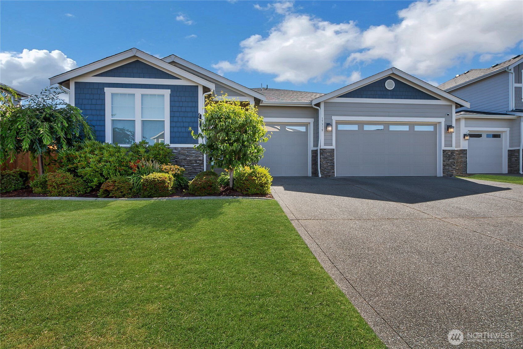 17319 127th Ave Ct E, Puyallup, WA 98374