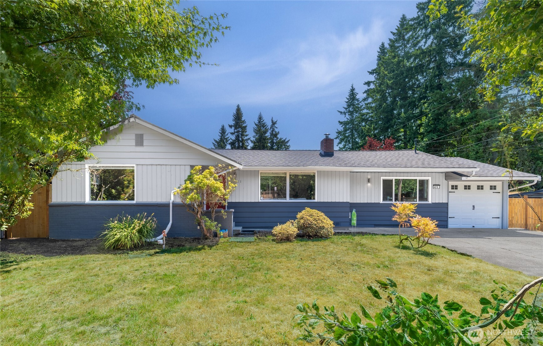 4616 164 Street SW, Lynnwood, WA 98087