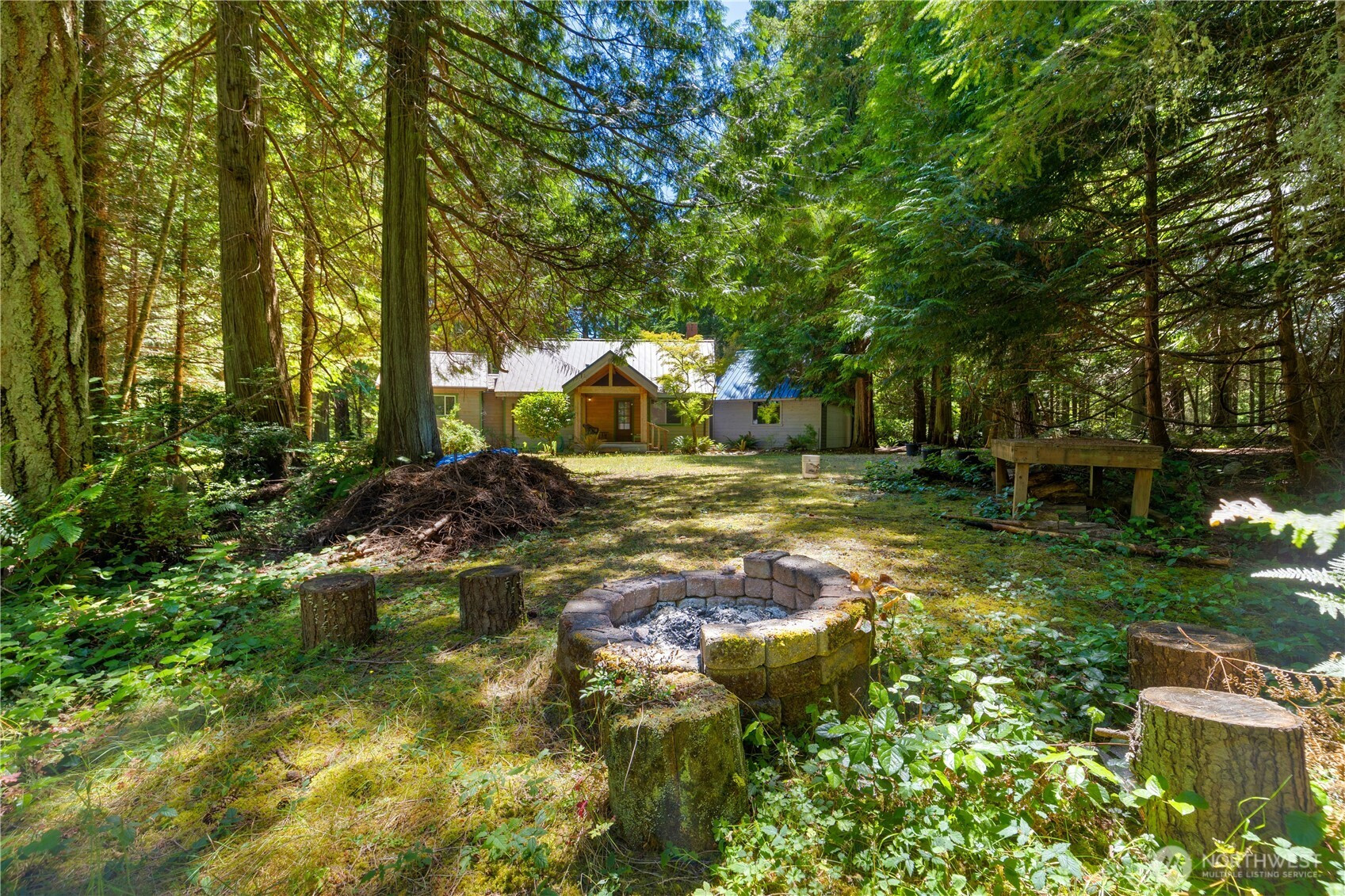 3330 Solitude Place, Clinton, WA 98236