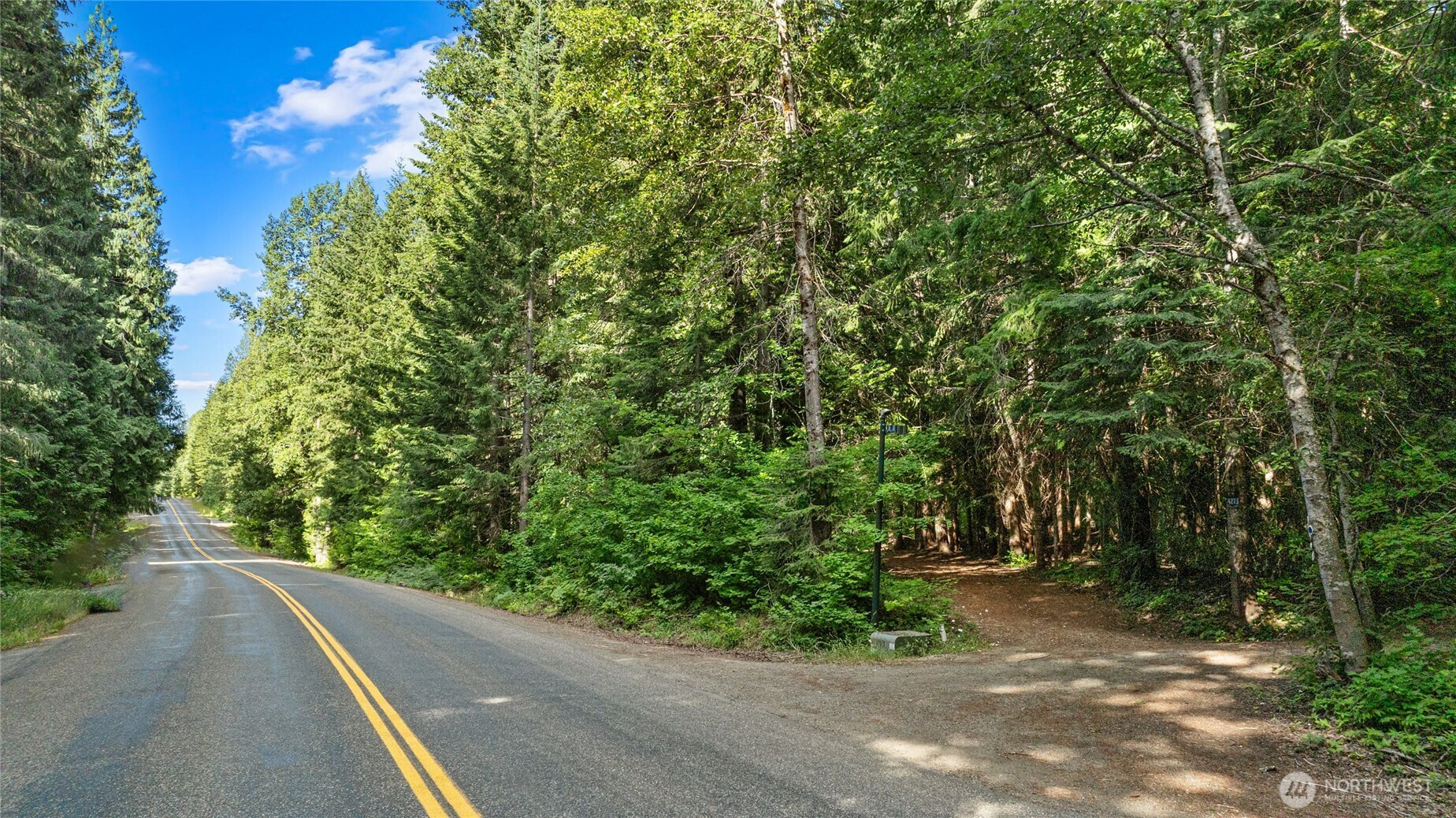 4273 Kachess Lake Road, Easton, WA 98925