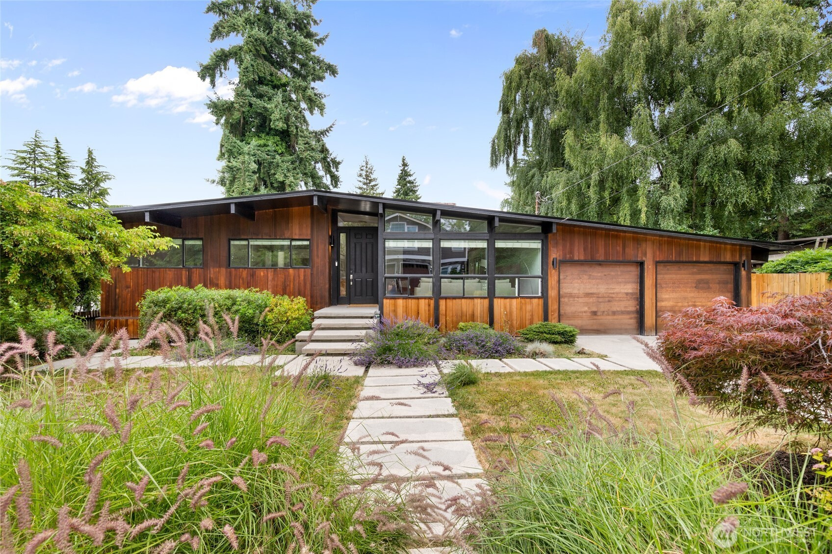 4018 89th Avenue SE, Mercer Island, WA 98040