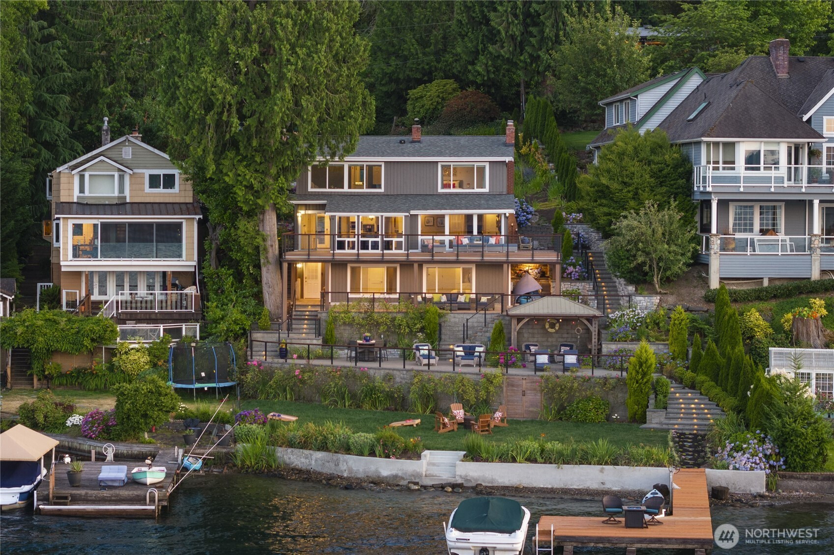 18176 SE 41st Place, Issaquah, WA 98027