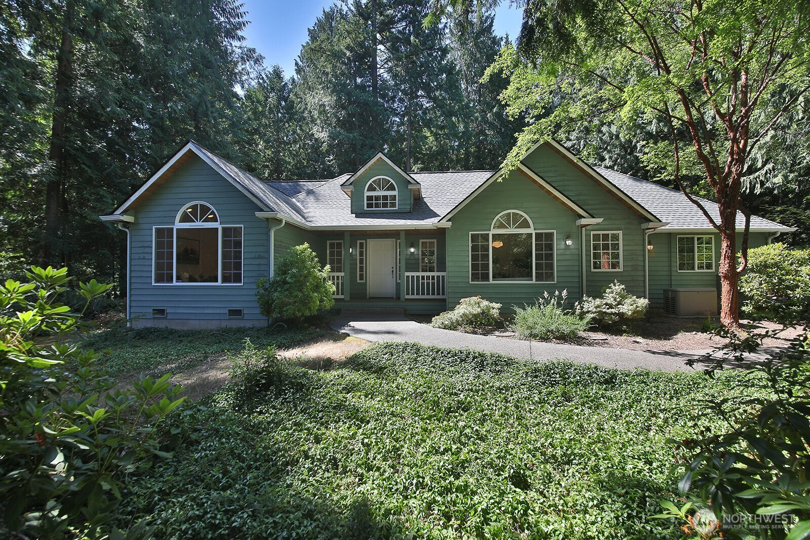 1098 Cedar Circle, Langley, WA 98260