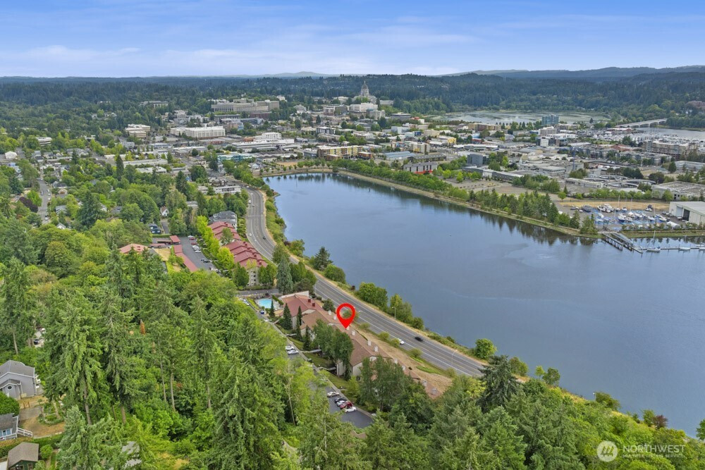 920 East Bay Drive NE, Olympia, WA 98506