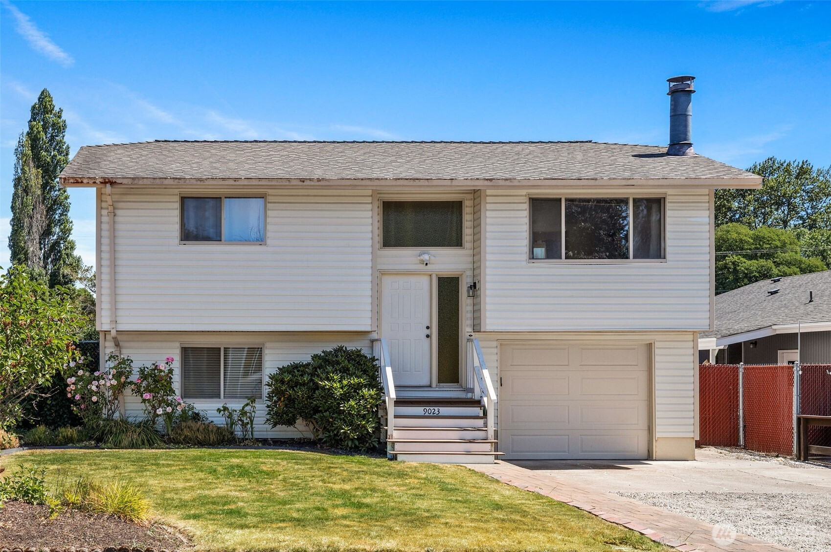 9023 E G Street, Tacoma, WA 98445