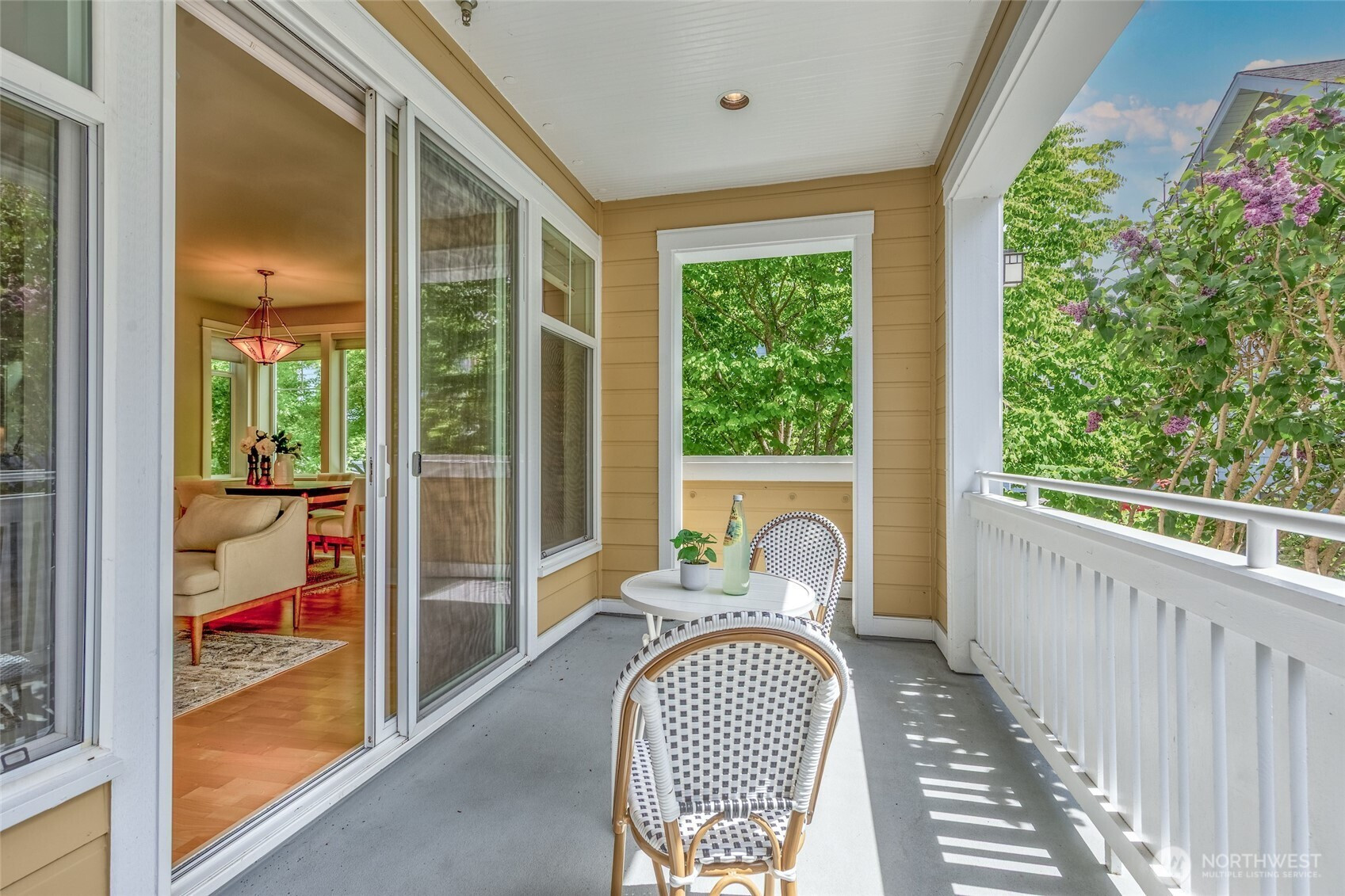 156 Hall Brothers Lp, Bainbridge Island, WA 98110