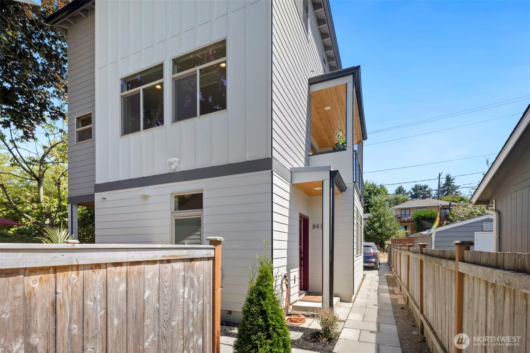 8410 17th Avenue SW, Seattle, WA 98106