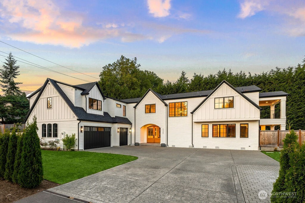 2320 85th Place NE, Clyde Hill, WA 98004