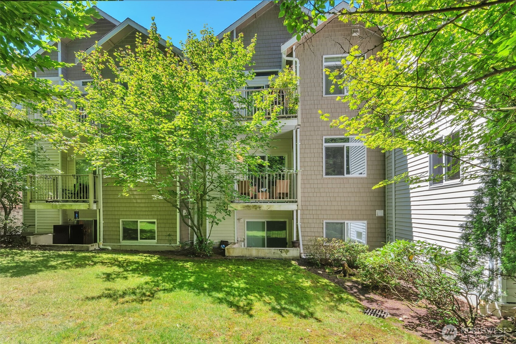 5809 Highway Place, Everett, WA 98203