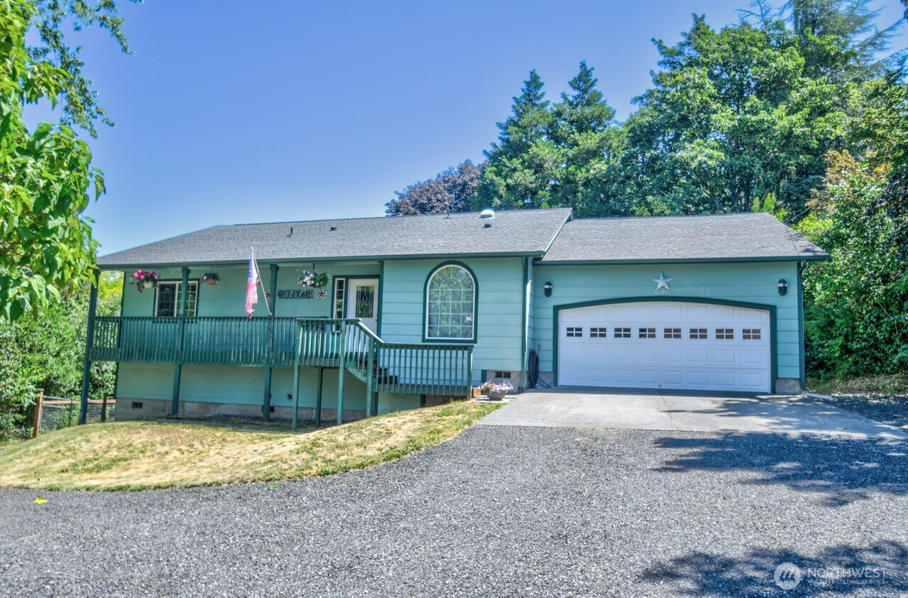 18549 Roseburg Street SW, Rochester, WA 98579