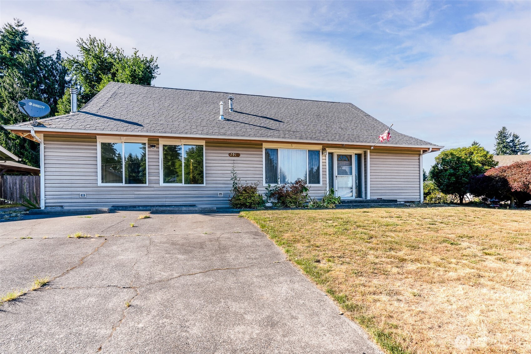 7914 6th Avenue SE, Lacey, WA 98503