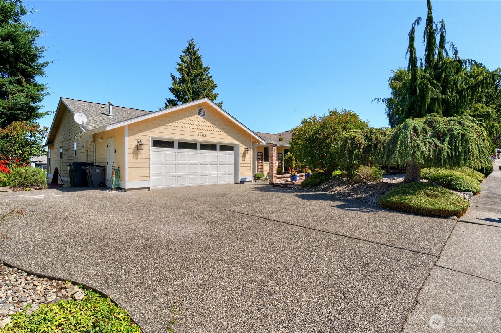 3708 W 8th Ave, Anacortes, WA 98221