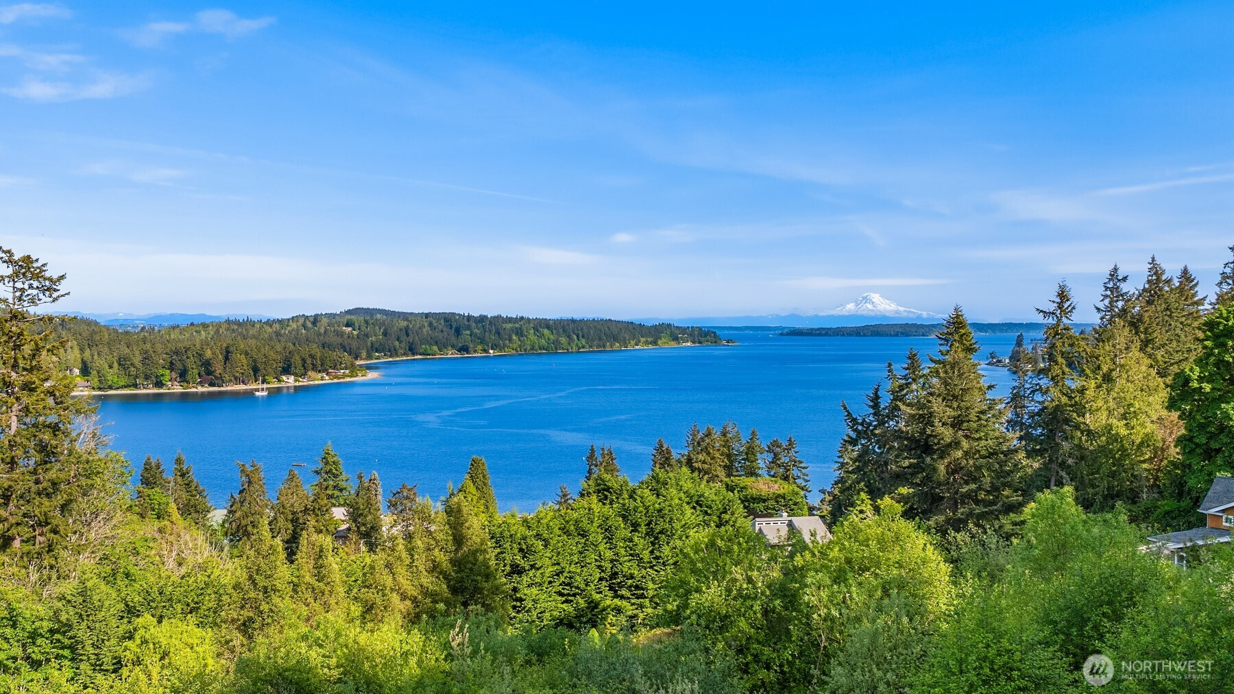 6715 NE Dapple Court, Bainbridge Island, WA 98110