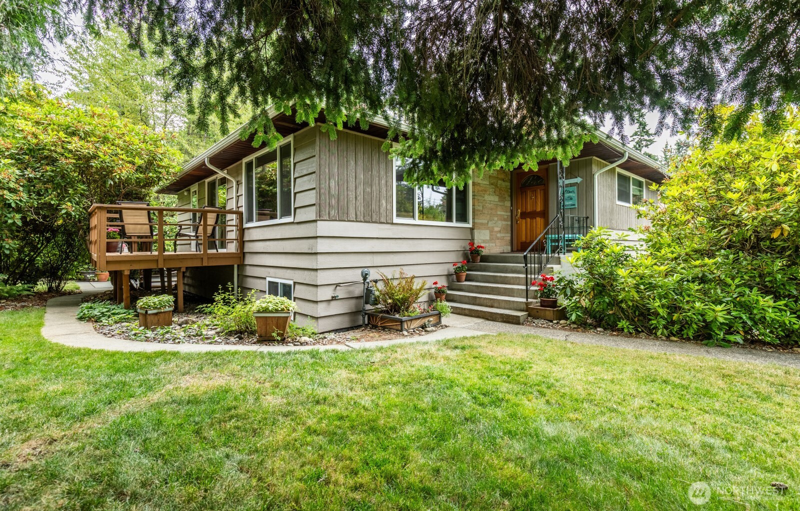 22531 92 Avenue W, Edmonds, WA 98020