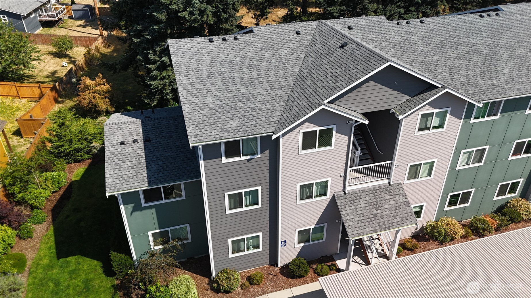 1621 SW Mulberry Place, Oak Harbor, WA 98277