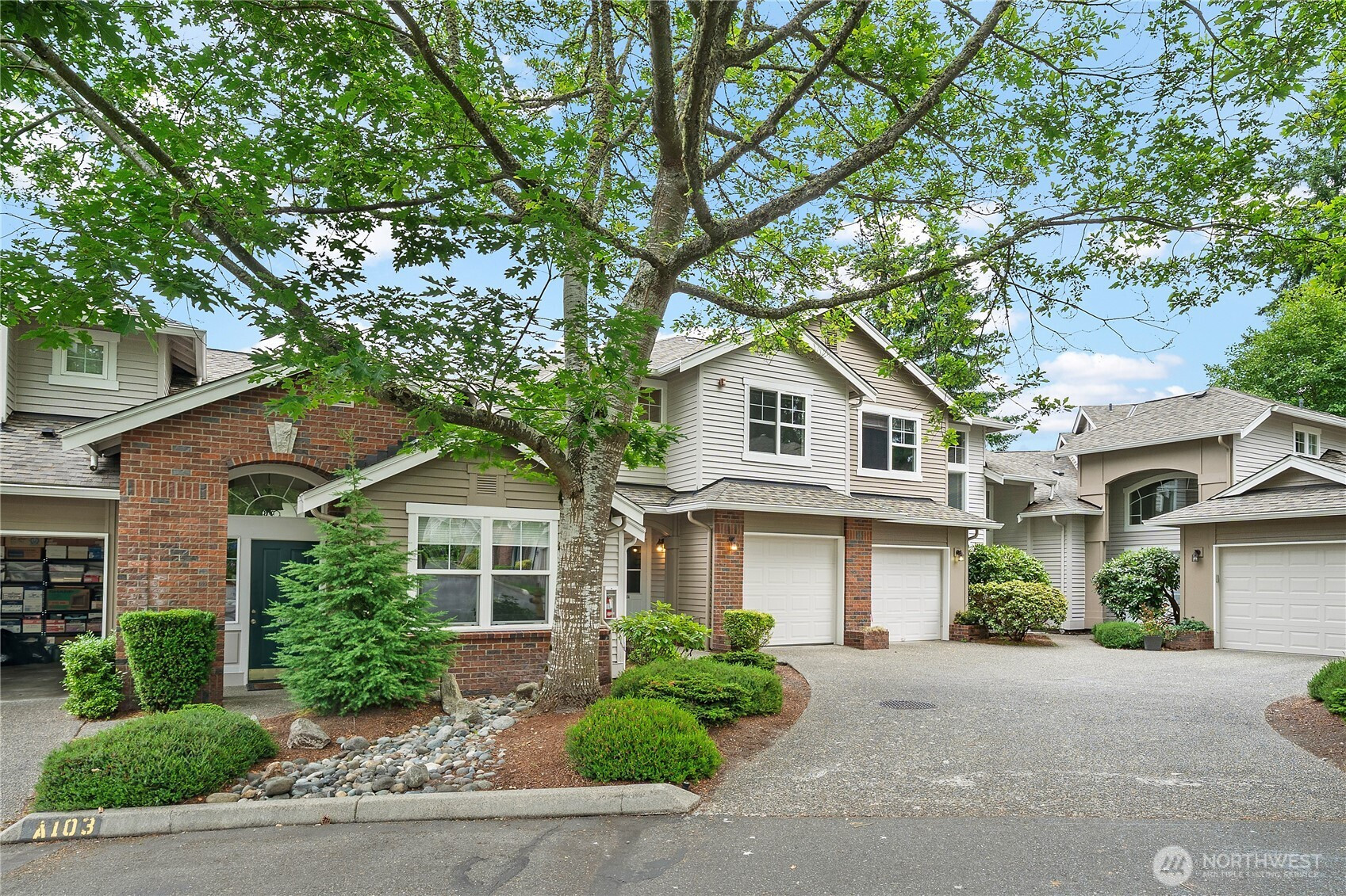 8510 Main Street, Edmonds, WA 98026