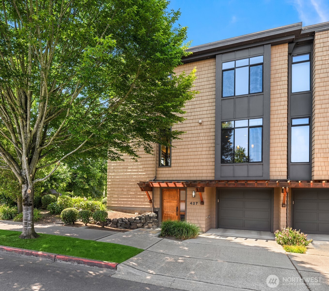 427 2nd Street S, Kirkland, WA 98033
