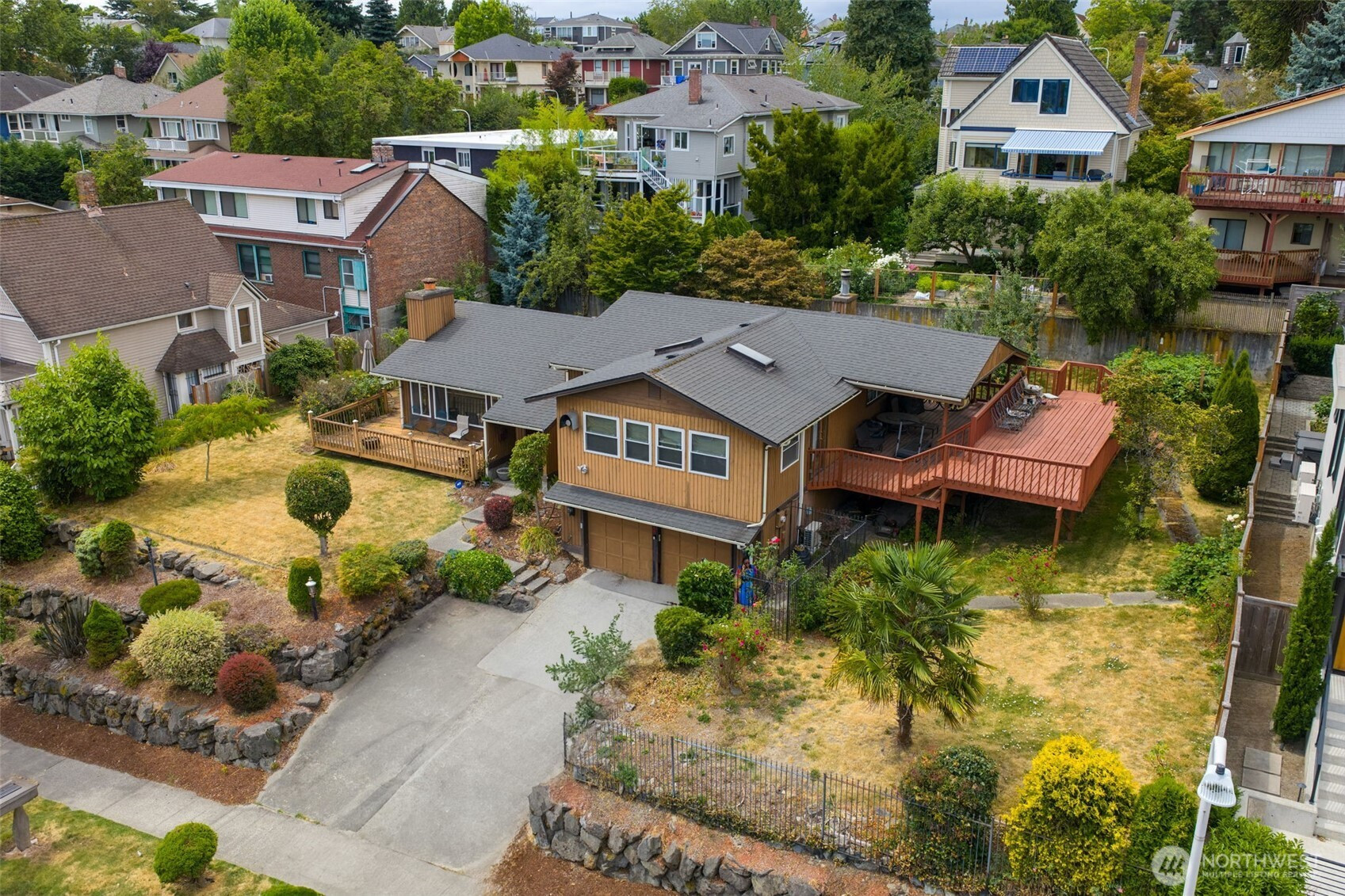 215 31st Avenue, Seattle, WA 98122
