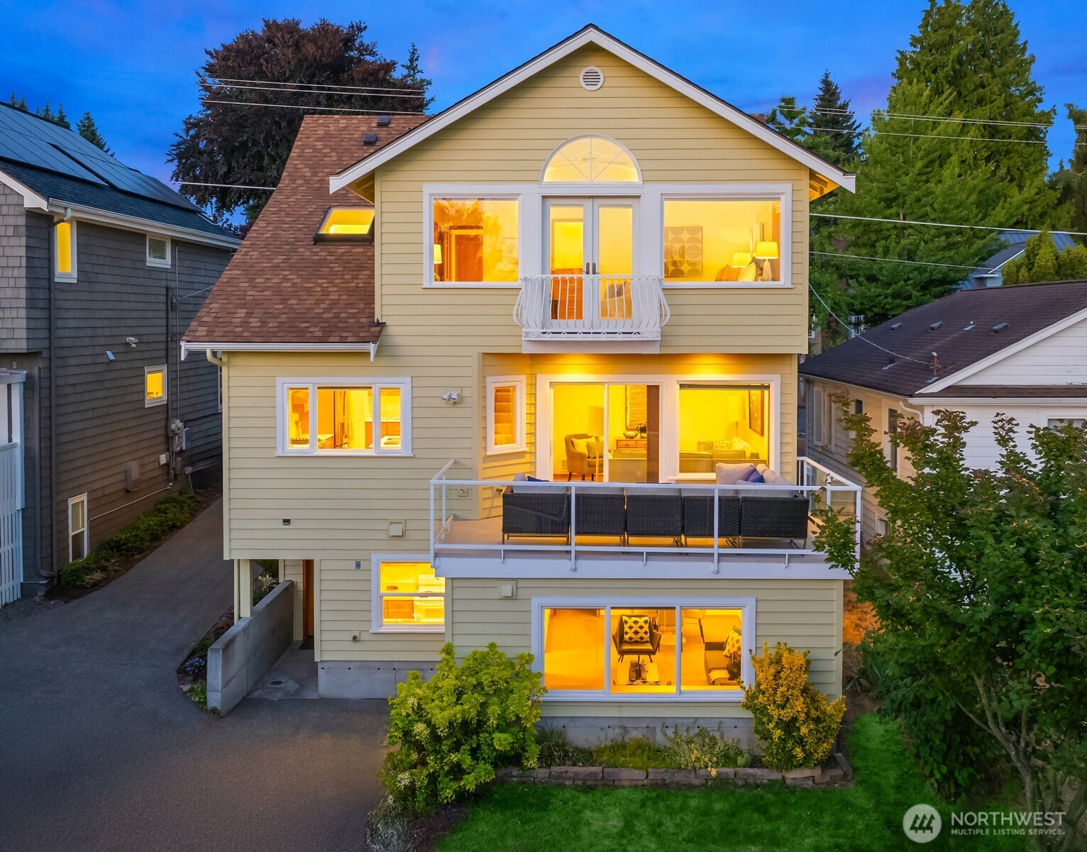 6547 30th Avenue NE, Seattle, WA 98115