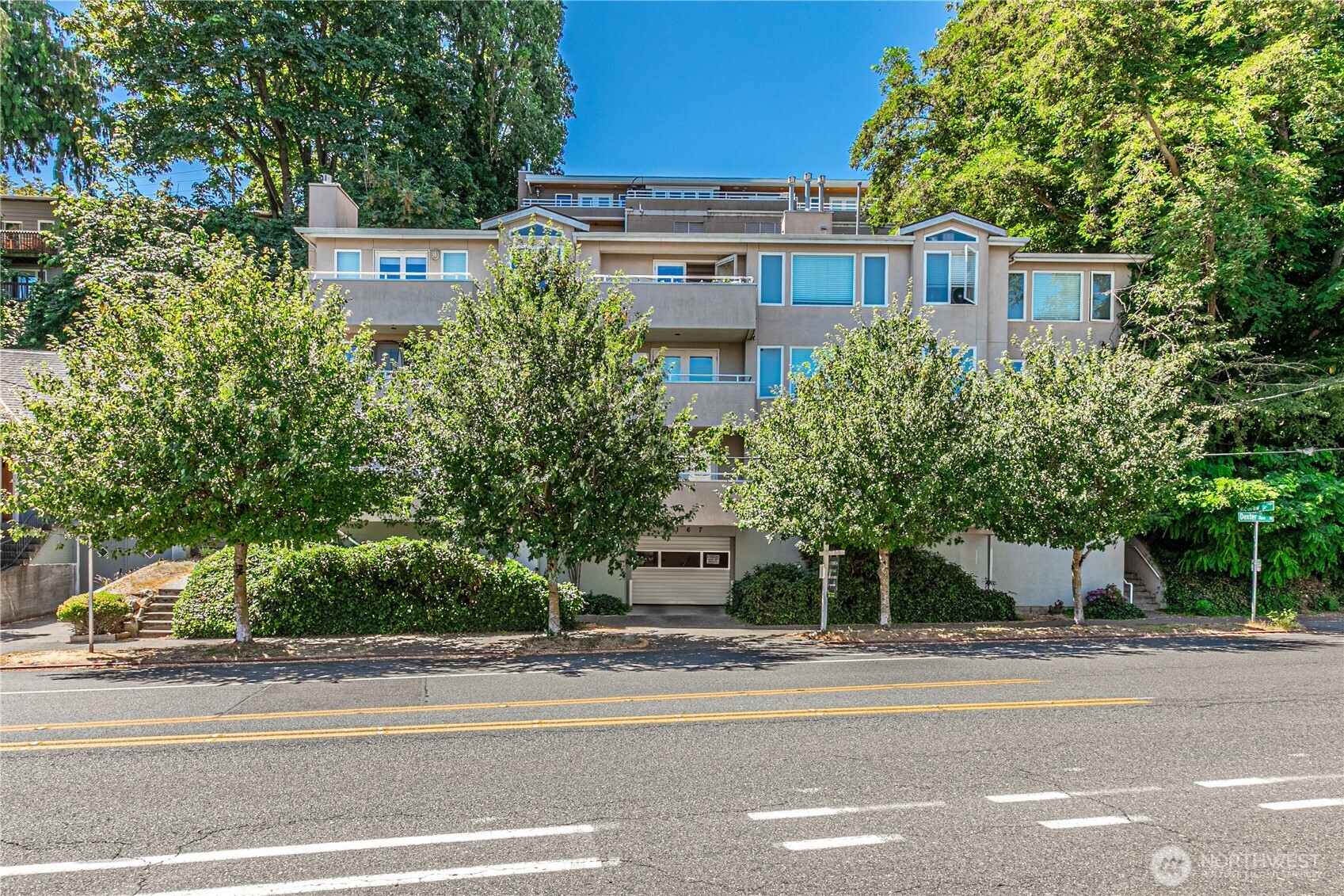 2167 N Dexter Avenue, Seattle, WA 98109