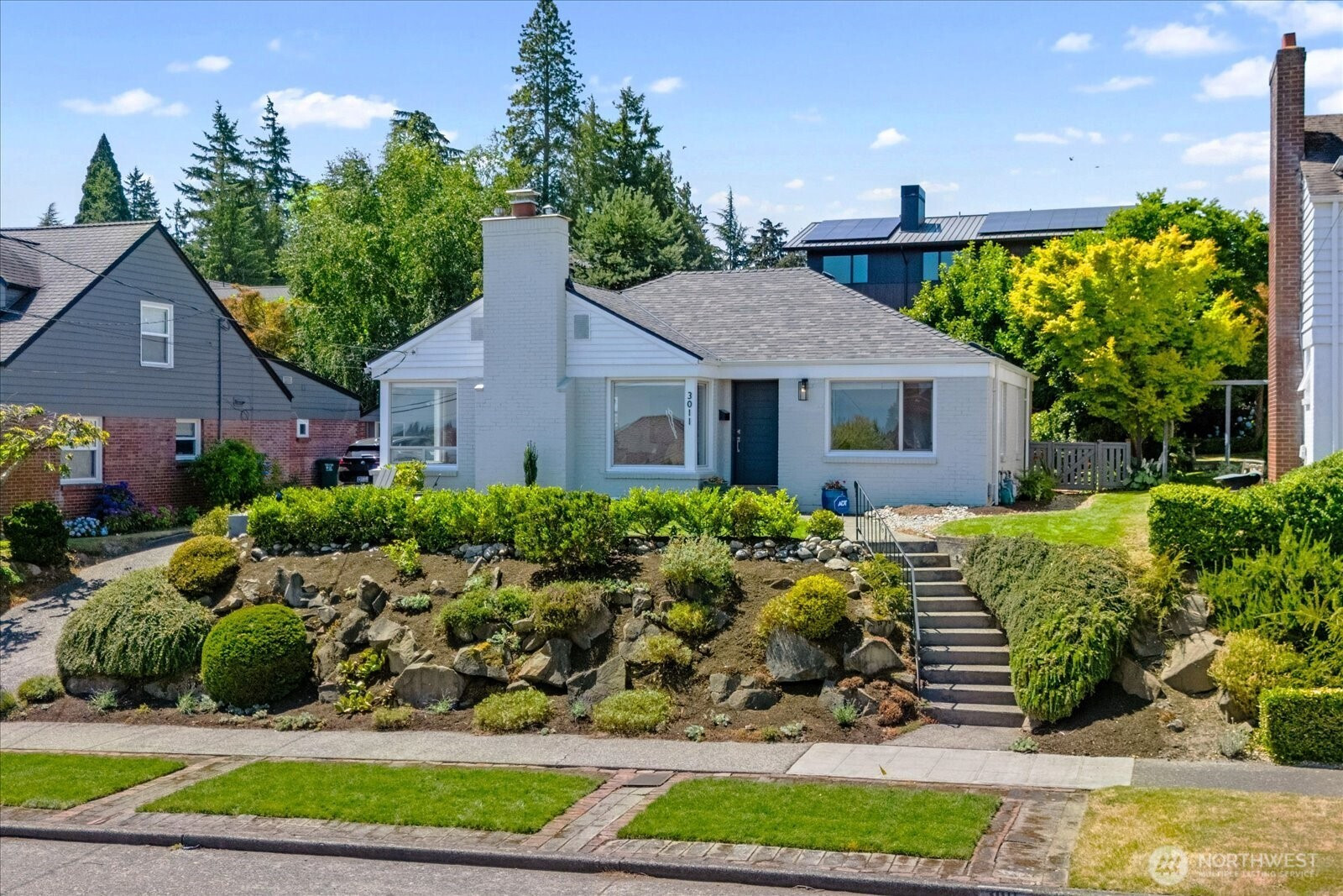 3011 38th Avenue W, Seattle, WA 98199