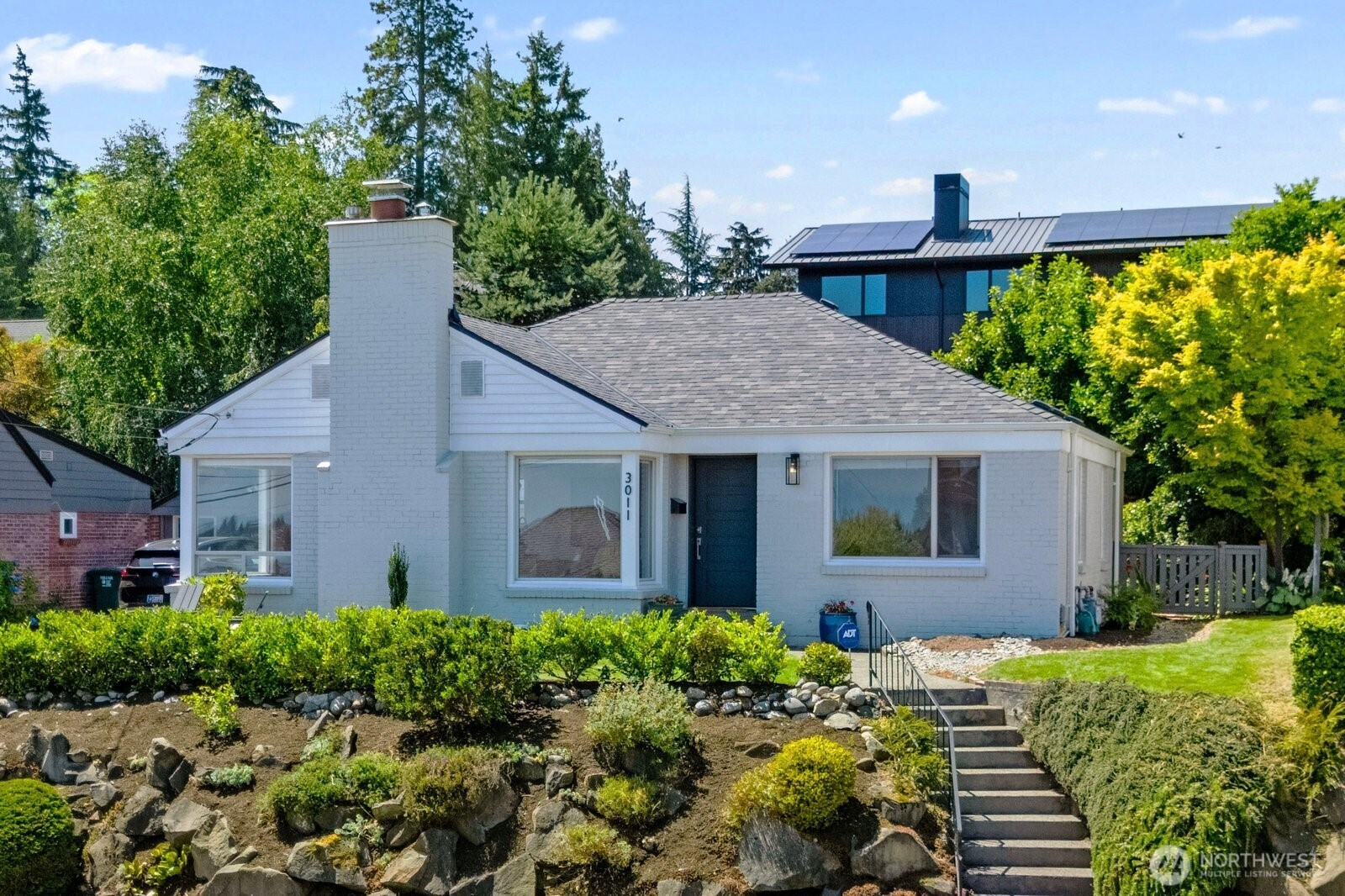 3011 38th Avenue W, Seattle, WA 98199