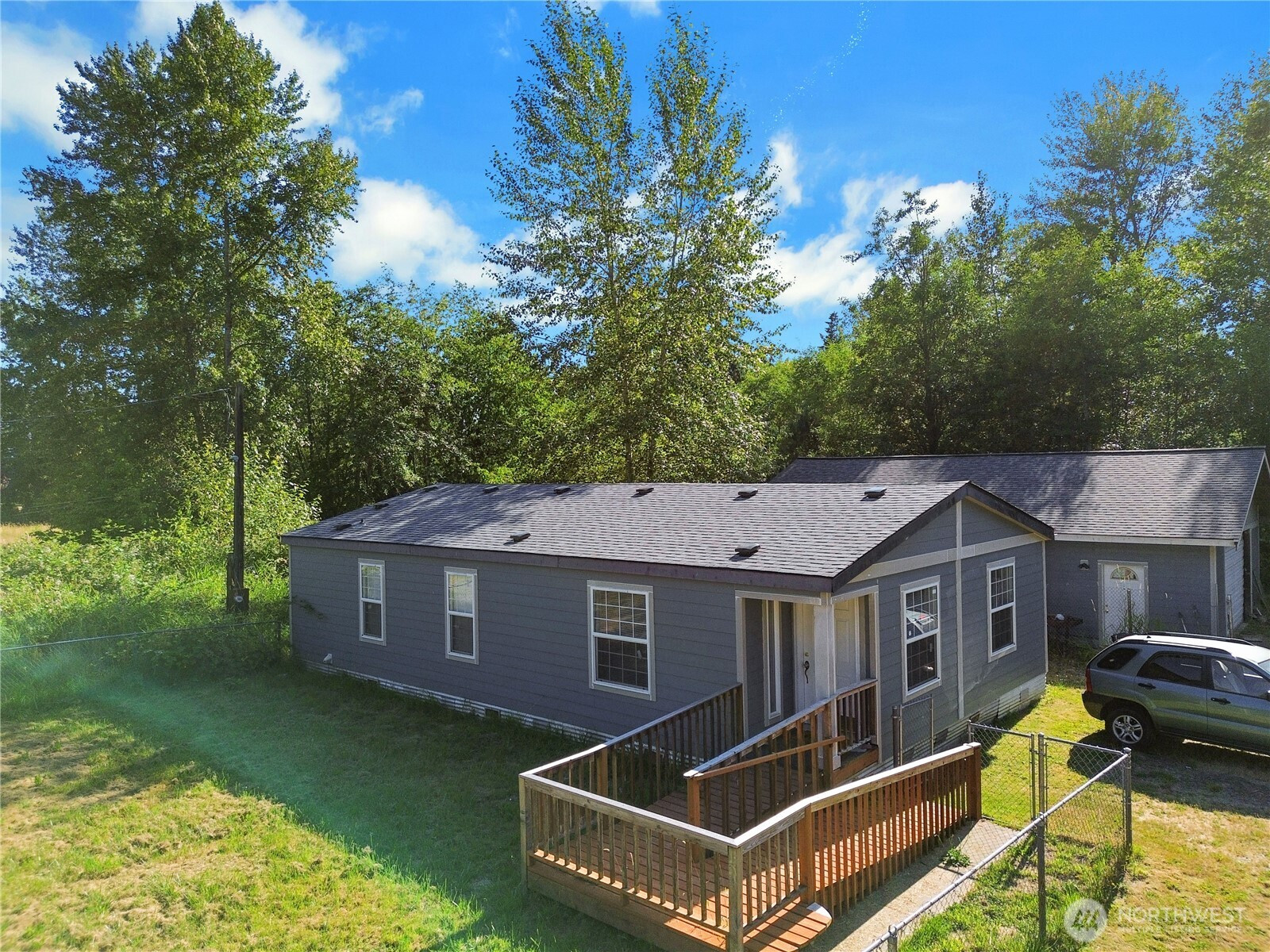 12422 26th Avenue E, Tacoma, WA 98445