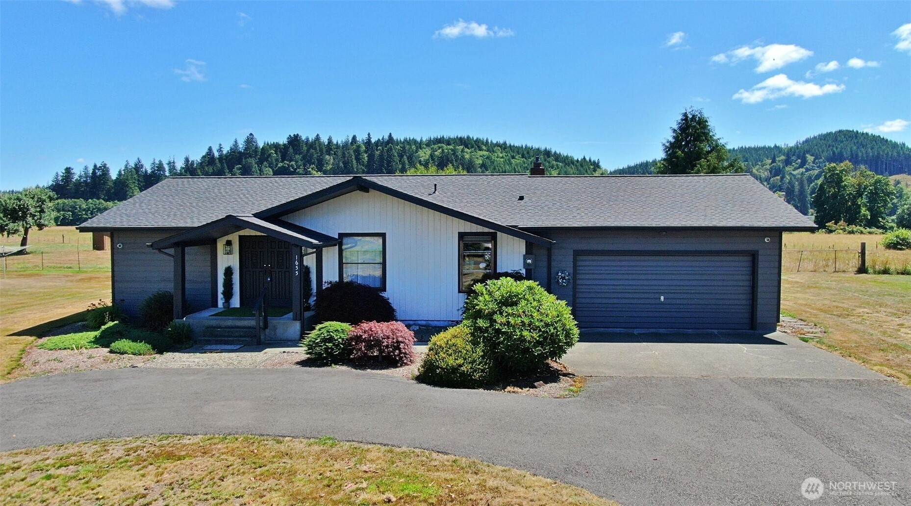 1655 Wheaton Street, Raymond, WA 98577