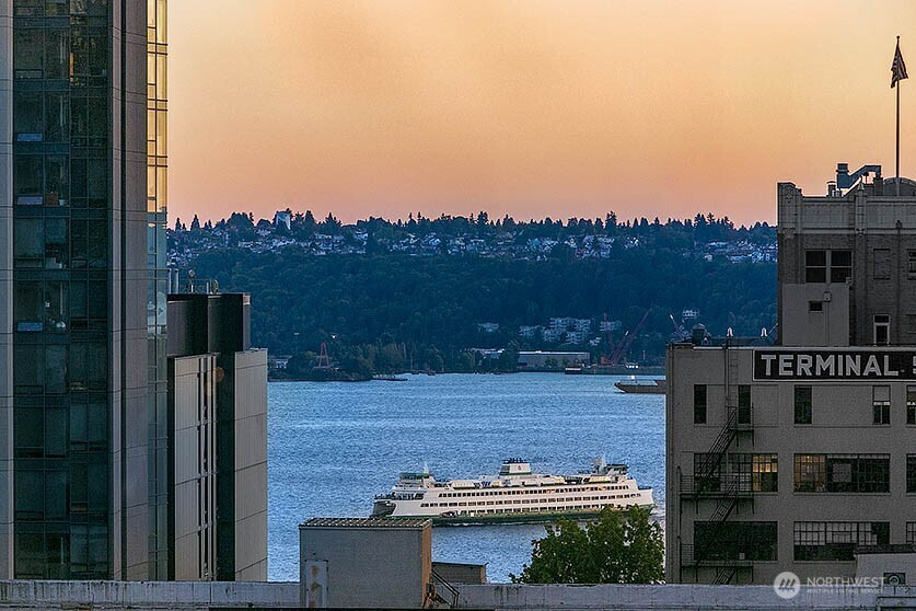 1920 4th Avenue, Seattle, WA 98101