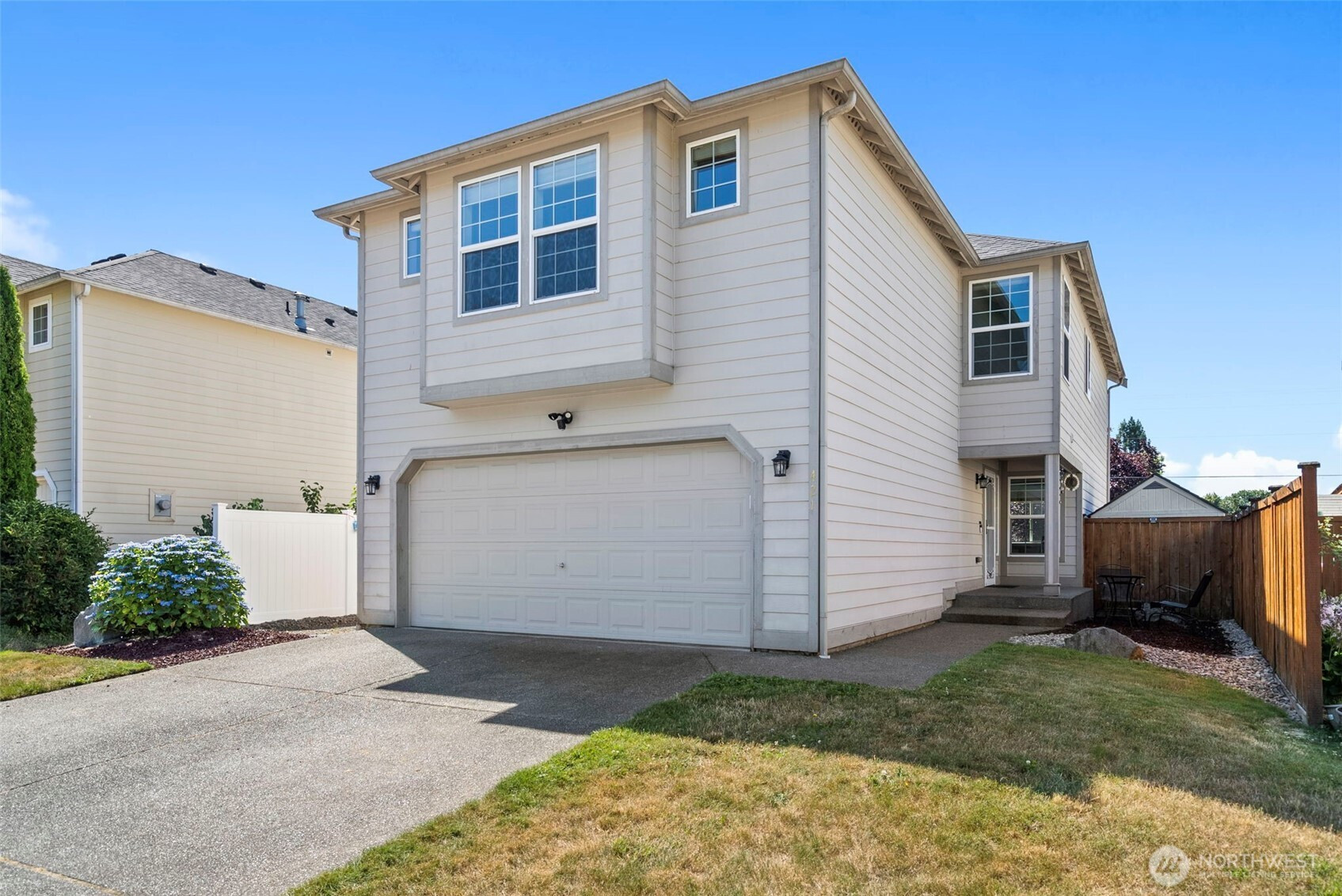 421 Green Acres Place, Algona, WA 98001