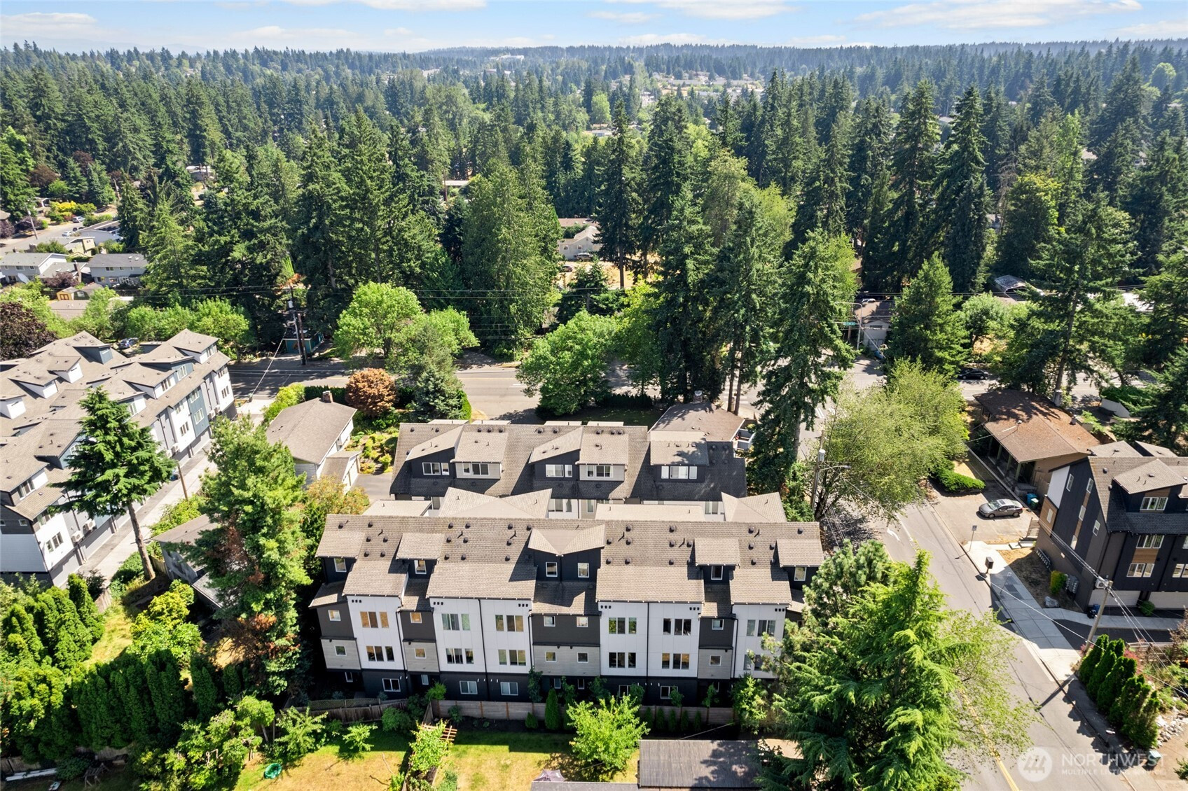 18514 Meridian Avenue N, Shoreline, WA 98133