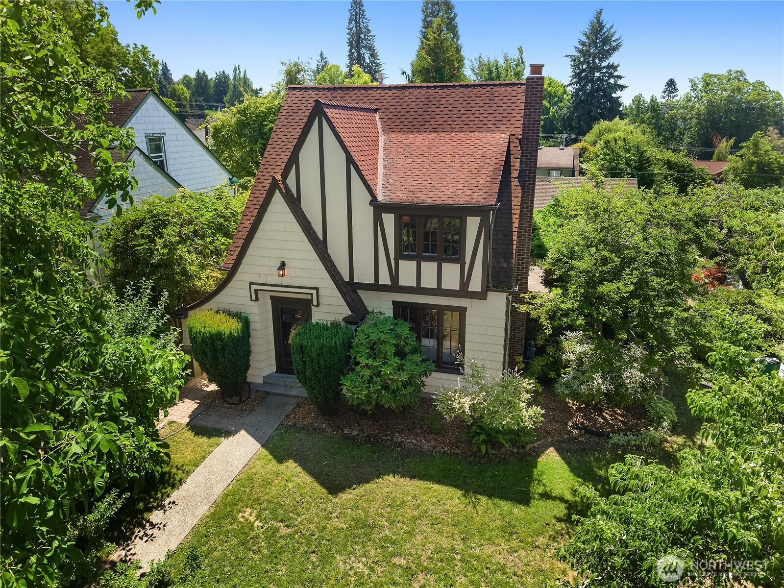 1409 4th Avenue E, Olympia, WA 98506