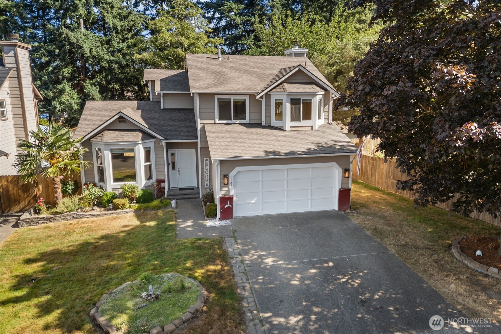 1124 SW 354th Street, Federal Way, WA 98023